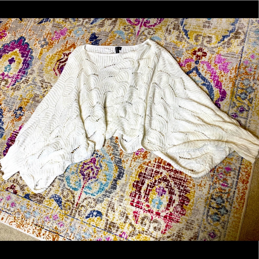 Lightweight Cropped Balloon Sleeve Sweater